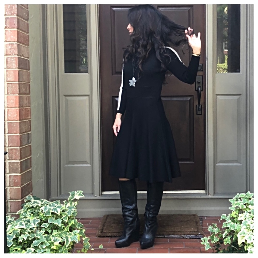 ✨LAST ONE ✨Paris gorgeous dress - Picture 4 of 8
